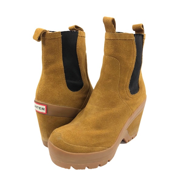 Hunter Shoes - Hunter brown suede platform boots black elastic 7